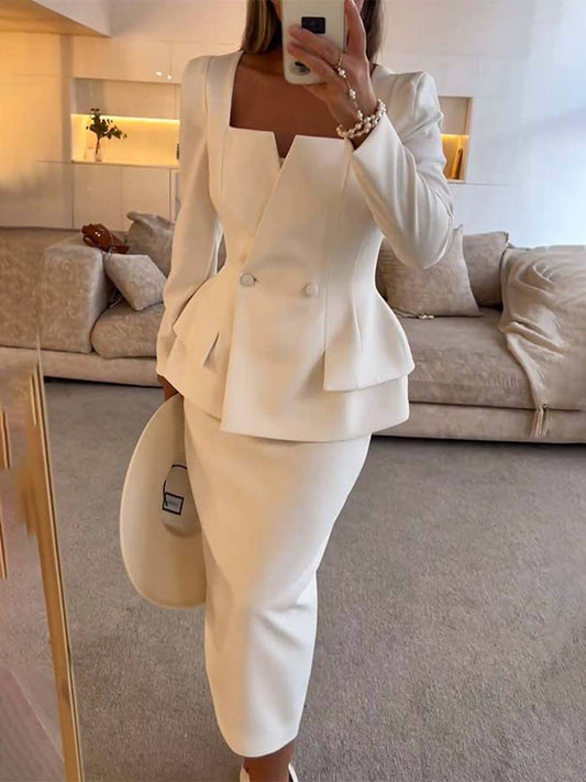 Two-piece women's suit with blazer and skirt – Elegant & Businesslike