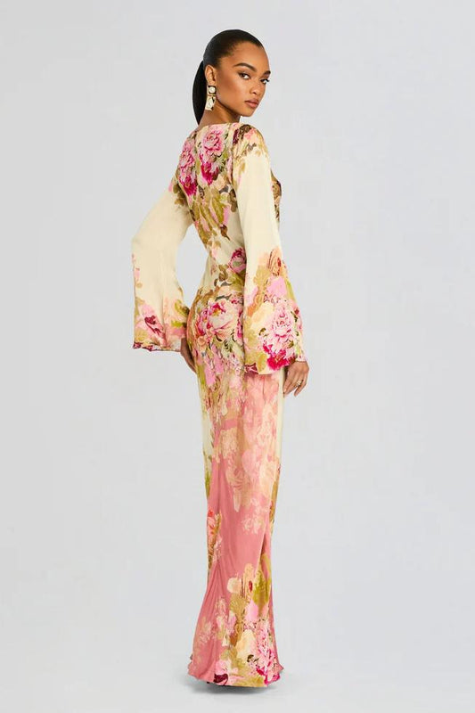Long Women's Dress with Floral Print and Wide Sleeves - Elegant and Airy