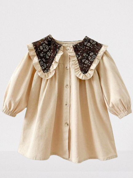 Children's Dress with Floral Accent and Button Closure – Elegant & Playful