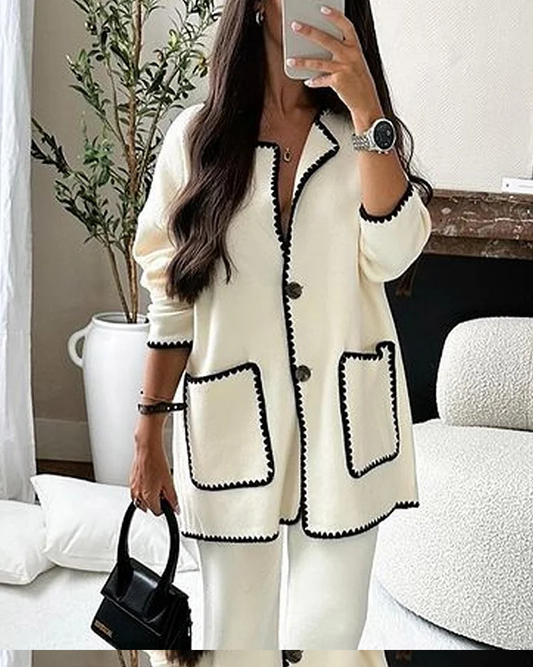 Elegant Women's Loungewear Set with a Comfortable Fit