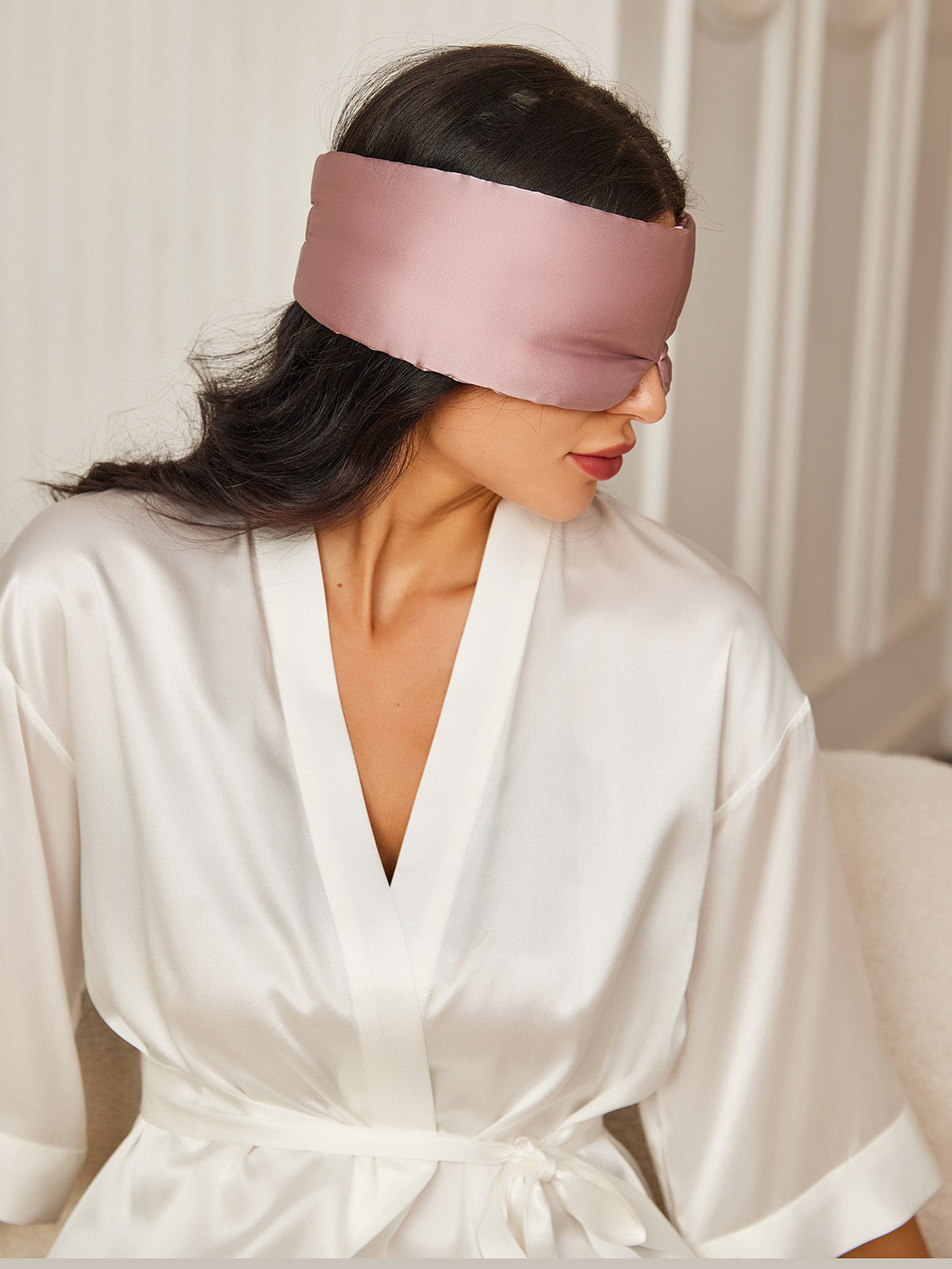 Silk Sleep Mask – Lightproof and Hypoallergenic