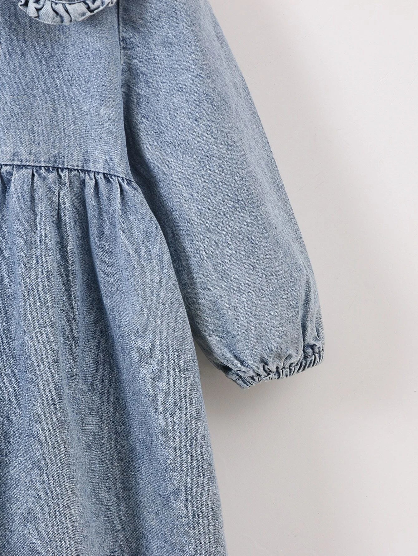 Denim Kids Dress with Ruffle Collar – Playful &amp; Stylish for Any Occasion