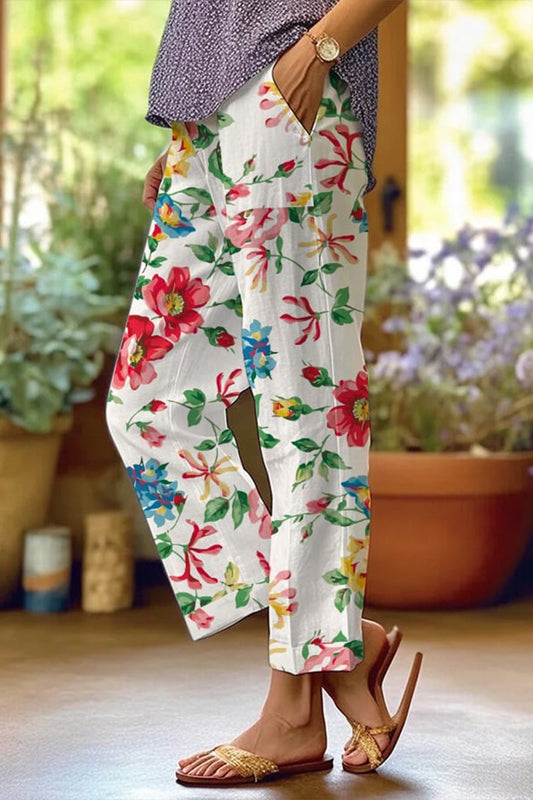Lightweight Women’s Summer Pants with a Casual Fit and Printed Design