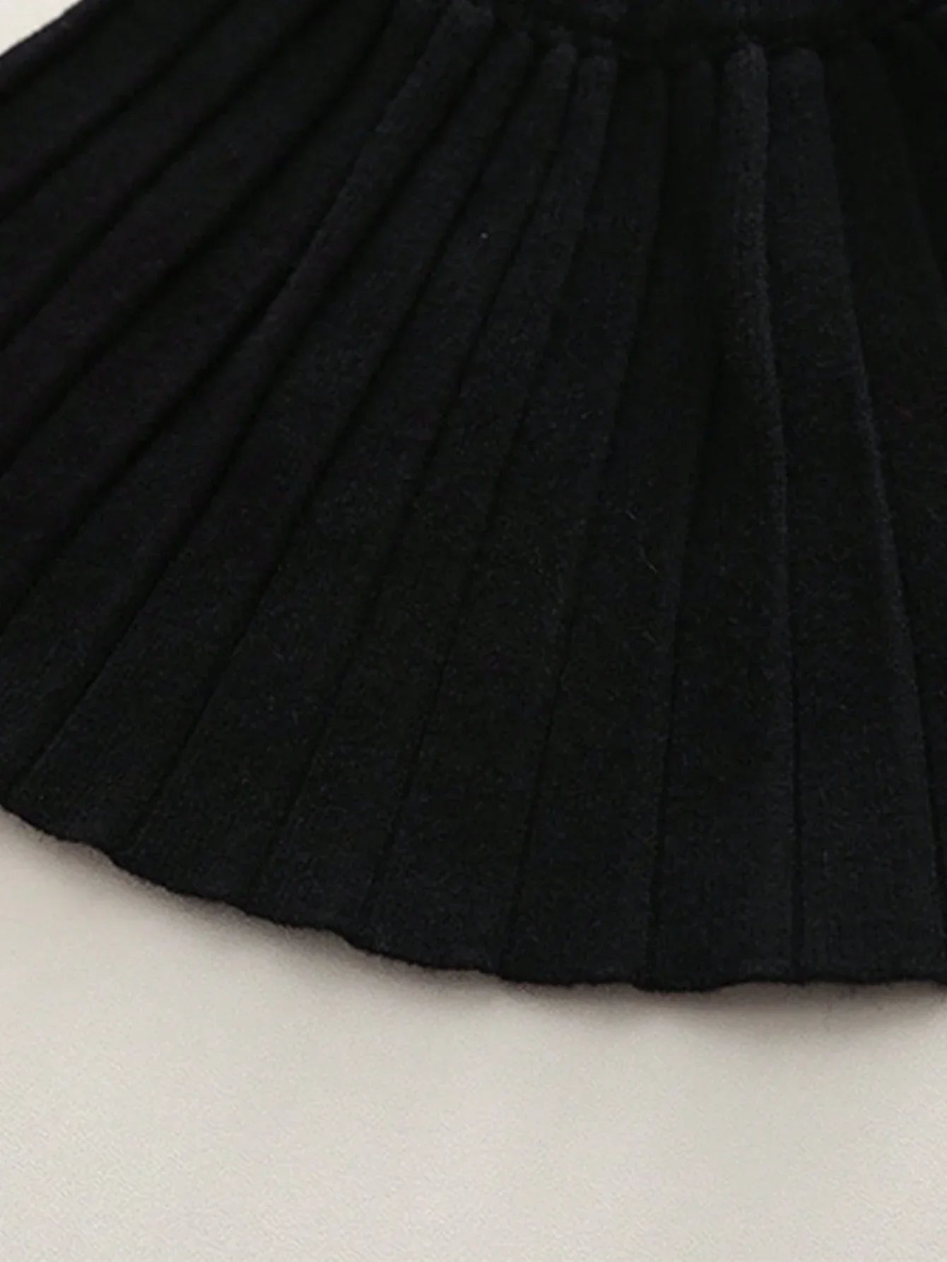 Children's Sweater Dress with Button Closure and Pleated Skirt – Comfort &amp; Style