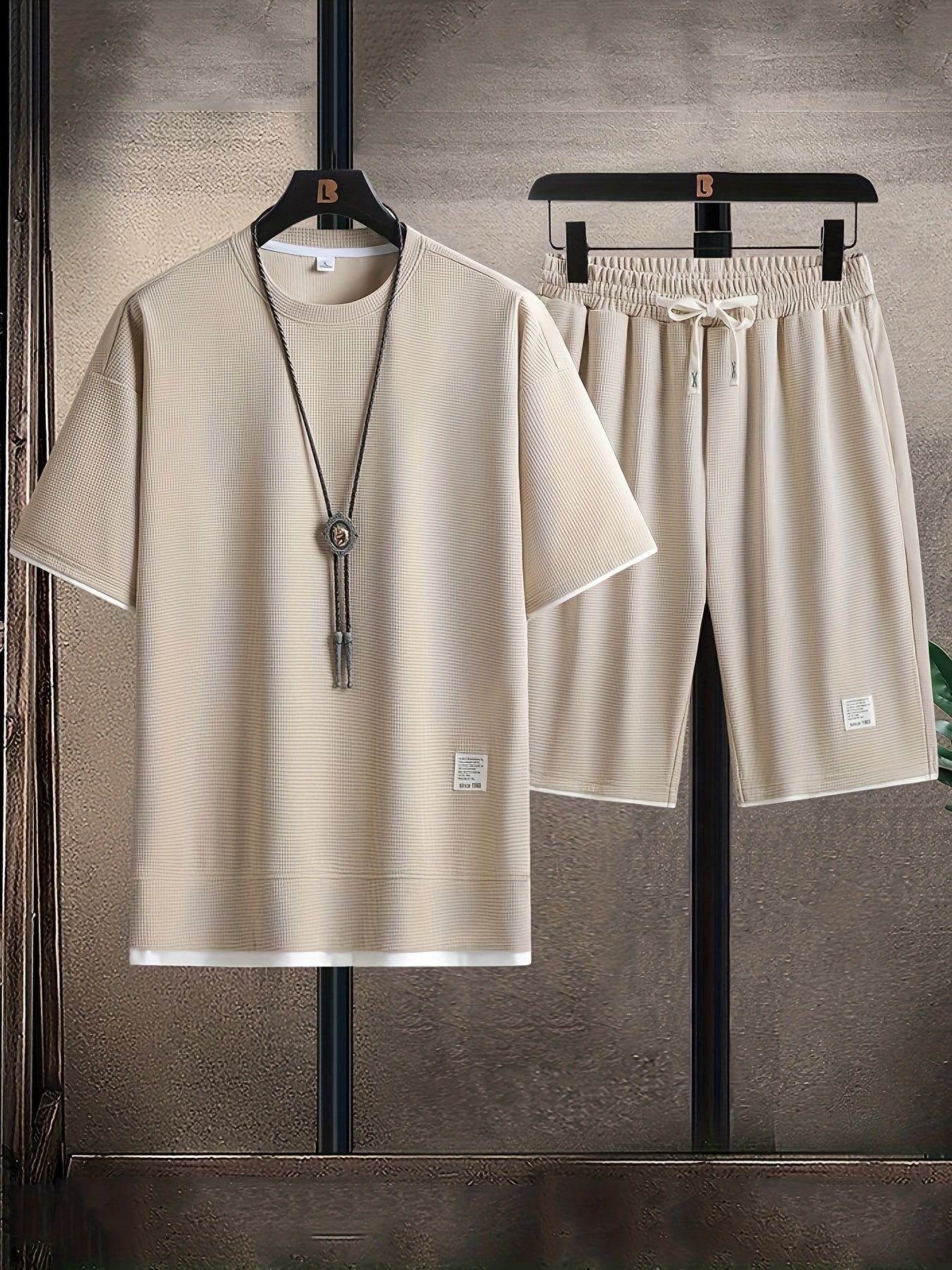 Modern breathable men's summer set – T-shirt &amp; shorts