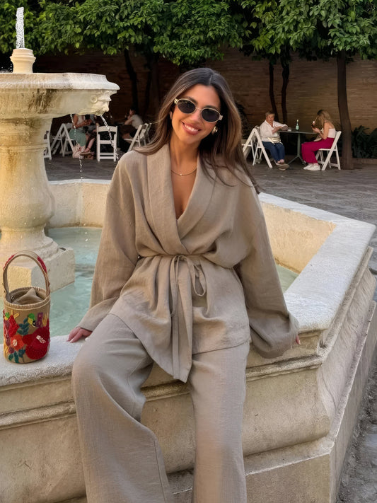 Elegant Women's Suit with Wrap Blouse and Wide Legs – Two-Piece Set