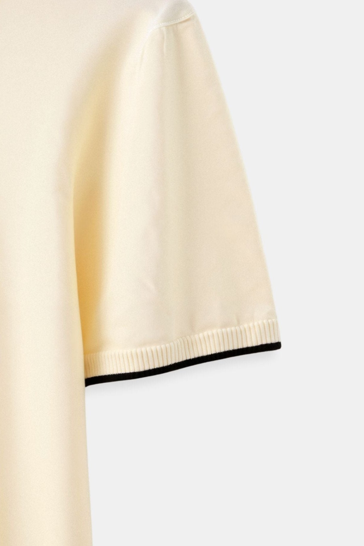 Men’s Polo Shirt with Contrast Details – Cream & Black