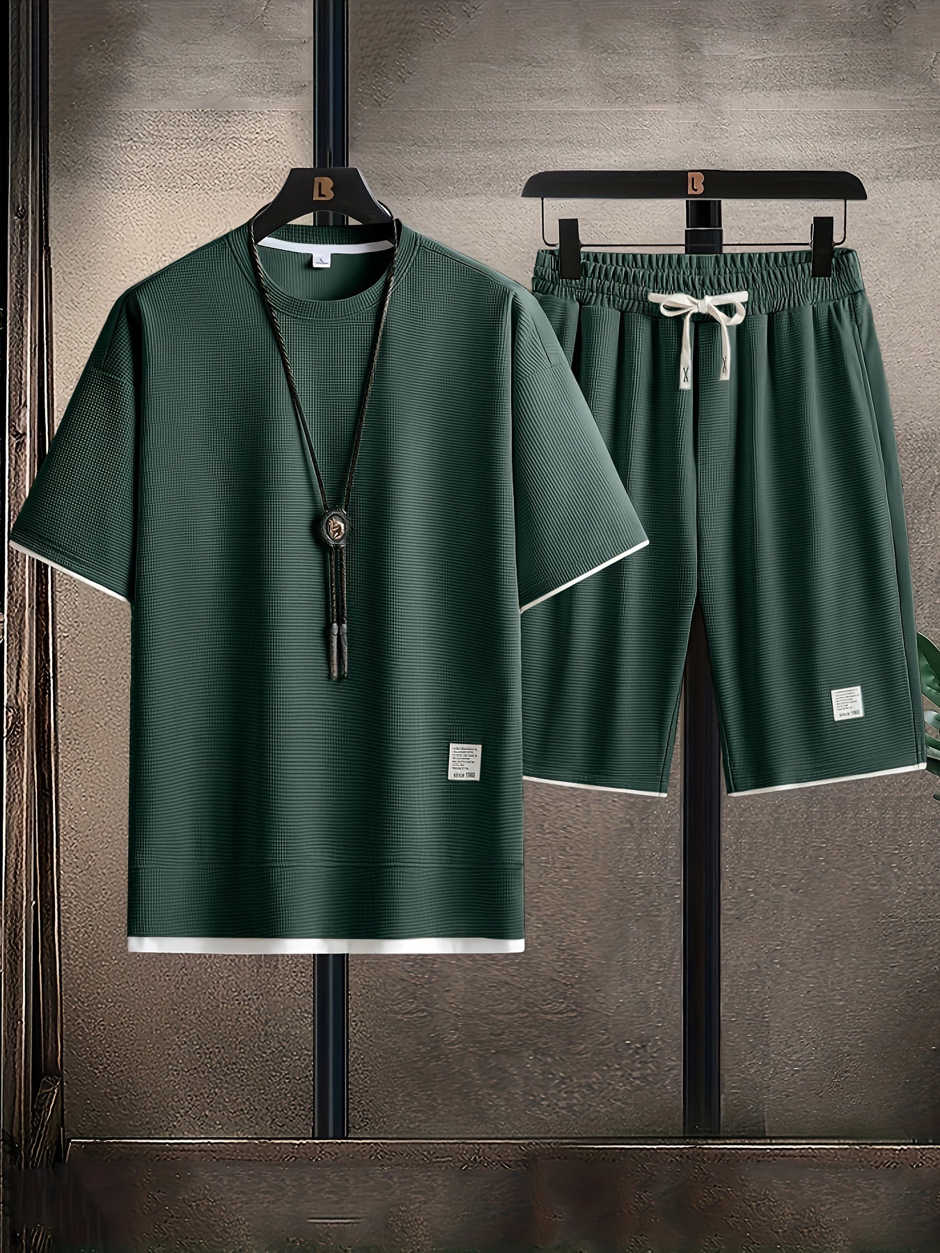 Modern breathable men's summer set – T-shirt &amp; shorts