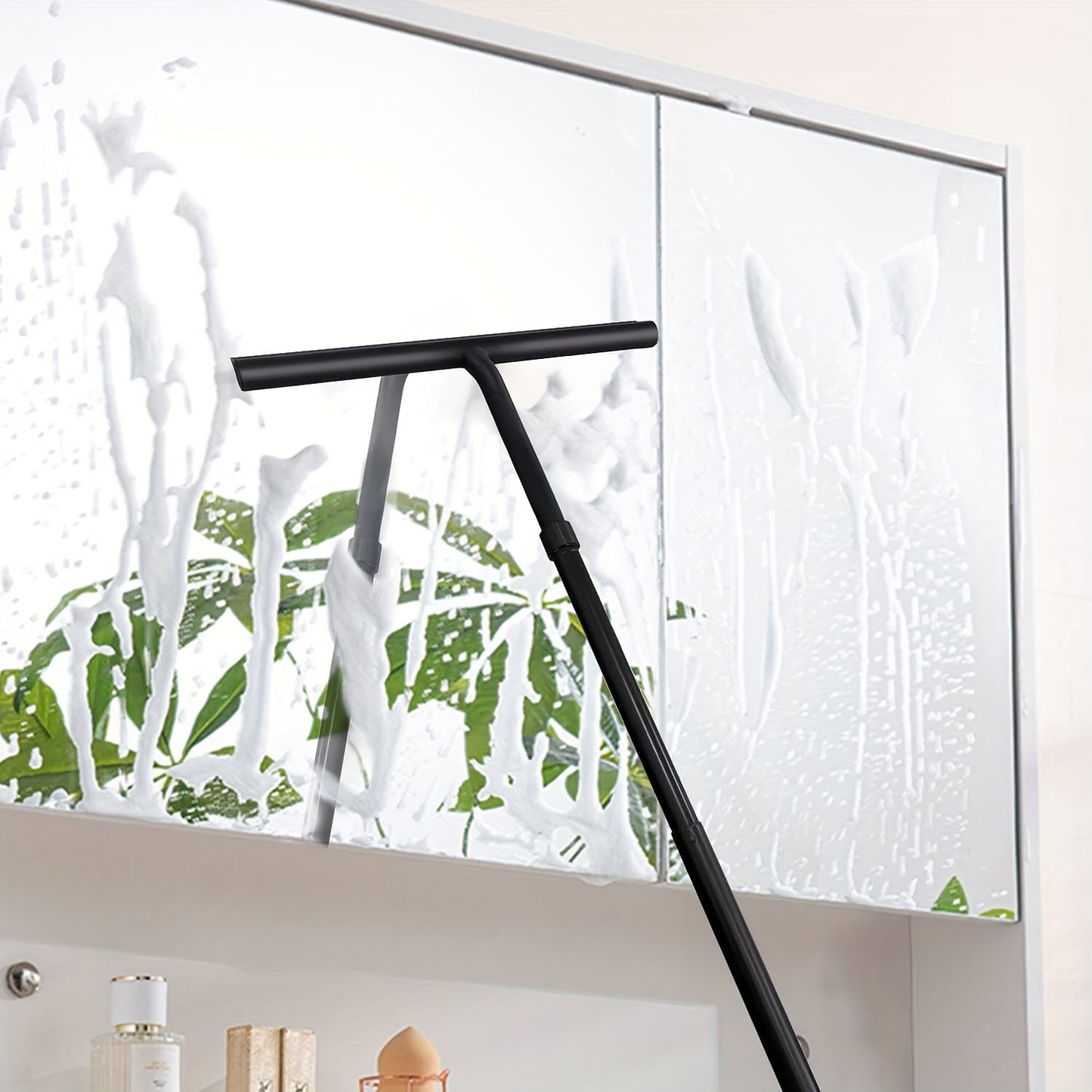 Deluxe Extendable Shower Squeegee – Convenient and Efficient Bathroom Cleaning