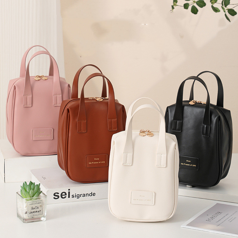 Compact Shell-Shaped Beauty Organizer for Home and Travel