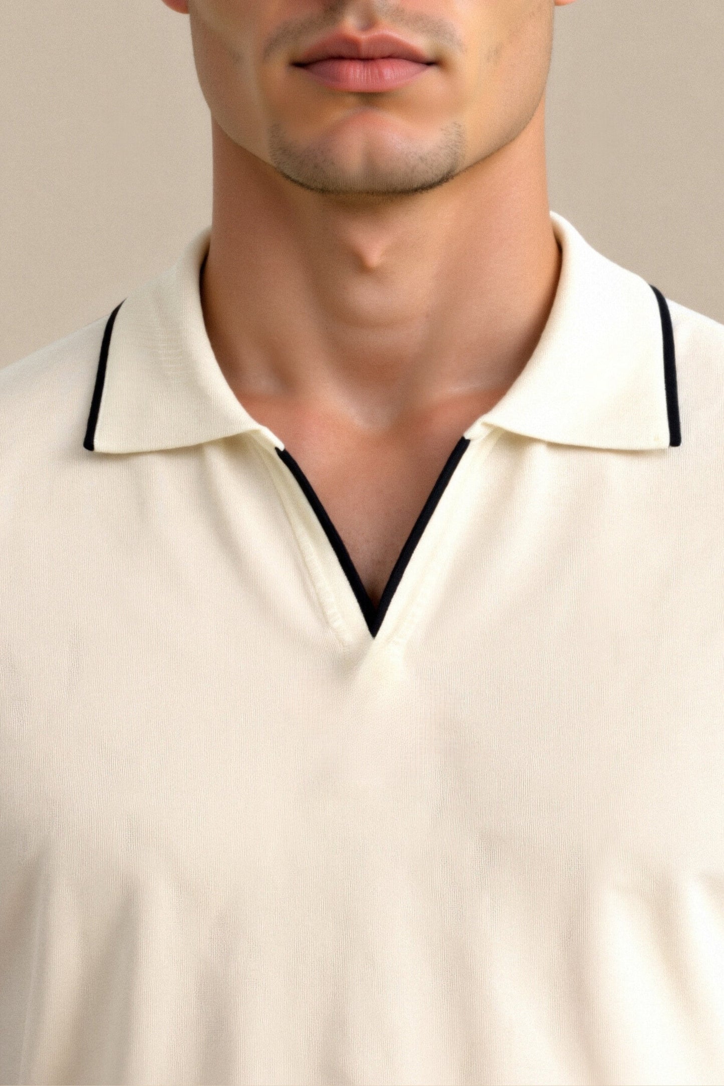 Men’s Polo Shirt with Contrast Details – Cream & Black