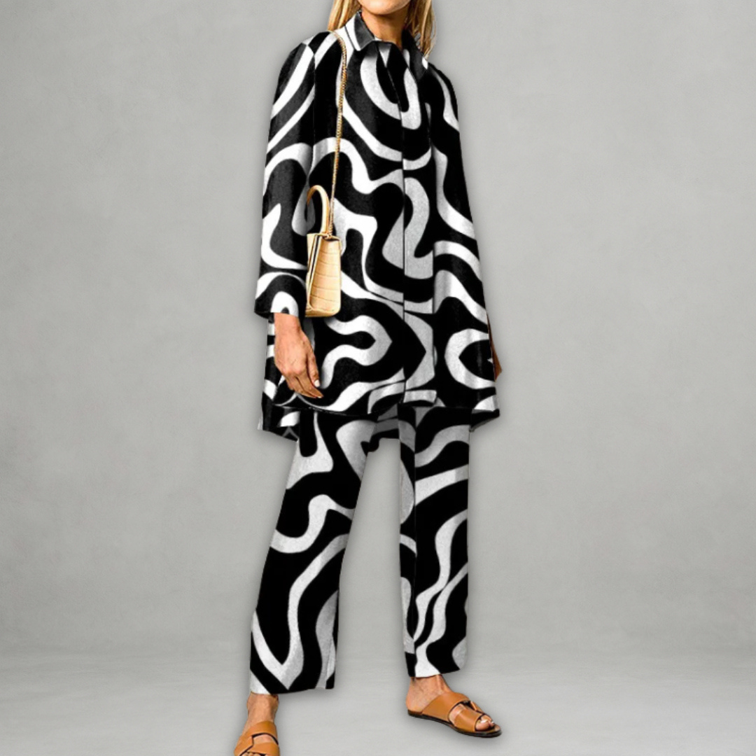Women's Graphic Co-ord Set – Straight Fit &amp; Statement Look