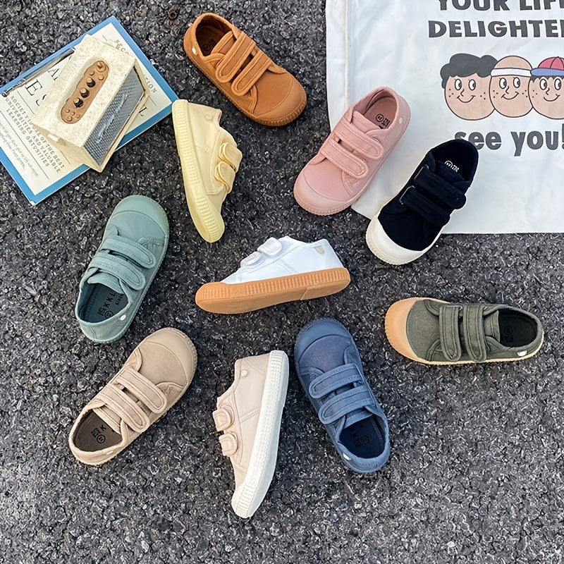 Lightweight Unisex Canvas Sneakers with Breathable Design