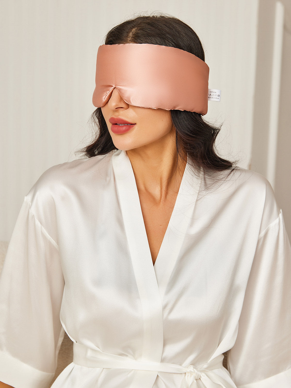 Silk Sleep Mask – Lightproof and Hypoallergenic