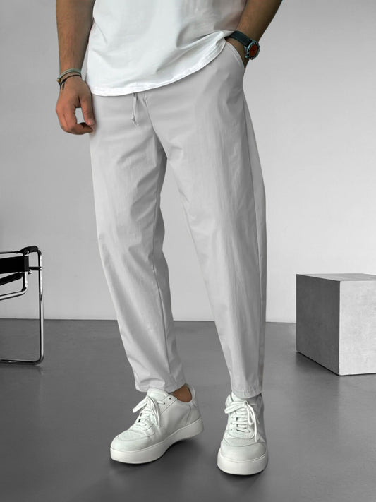 Airy Tapered Summer Trousers with Drawstring – Perfect for Vacation 