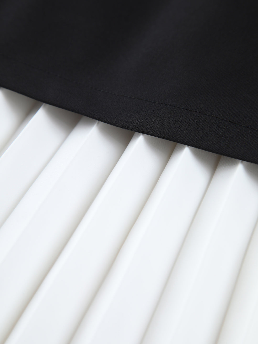 Layered Midi Skirt with Pleated Underskirt