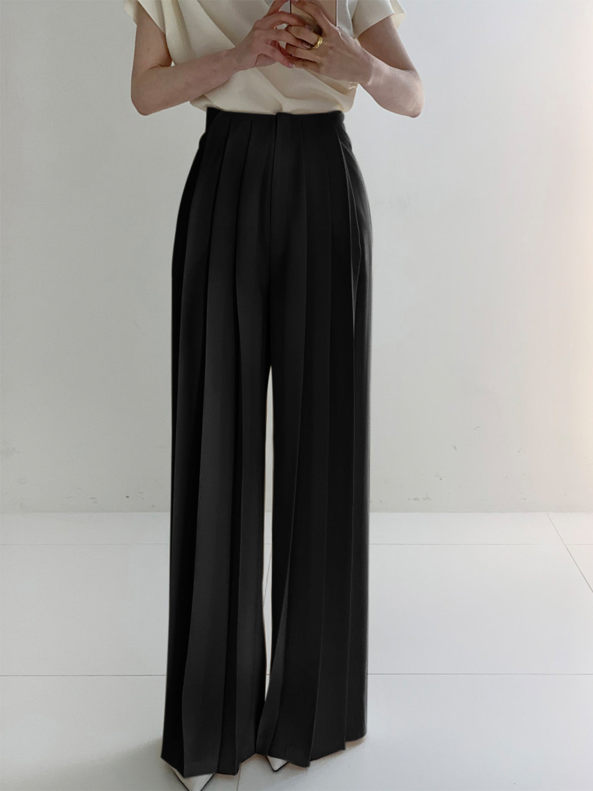 Women's High-Waisted Pleated Wide Leg Trousers – Elegant &amp; Comfortable