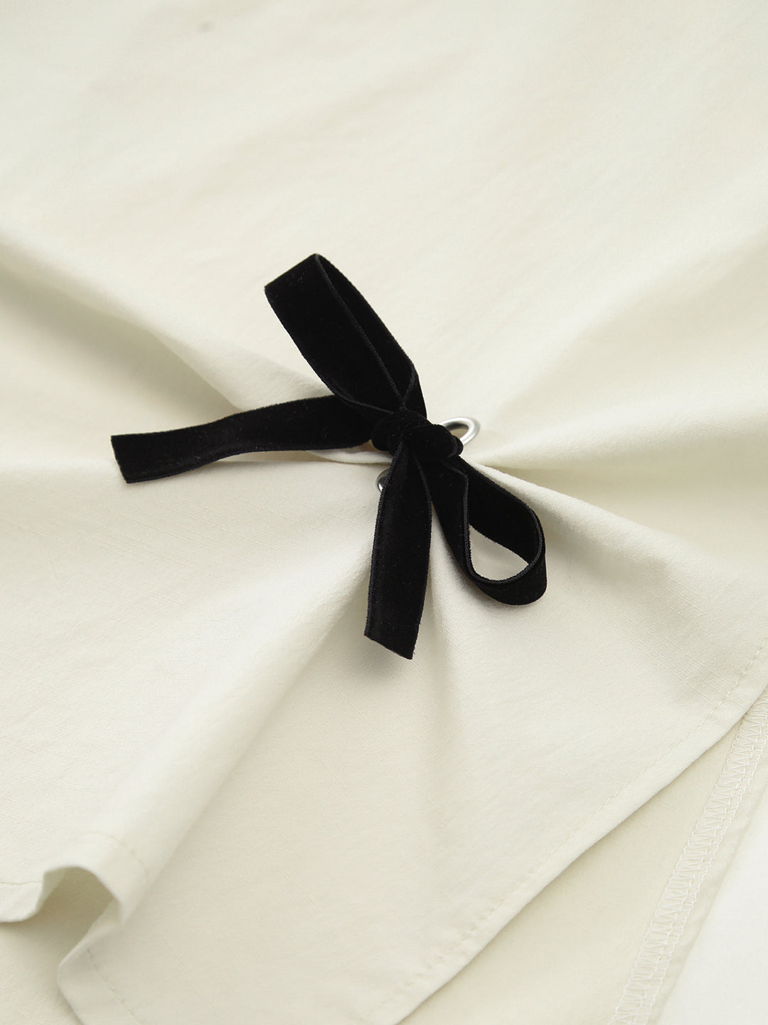 White Midi Skirt with Black Bows and Pleated Details – Elegant &amp; Feminine