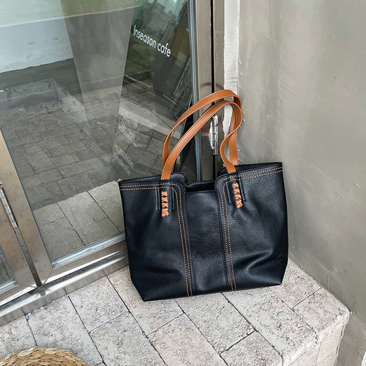 Elegant Summer Bag for Women – Light, Spacious and Stylish