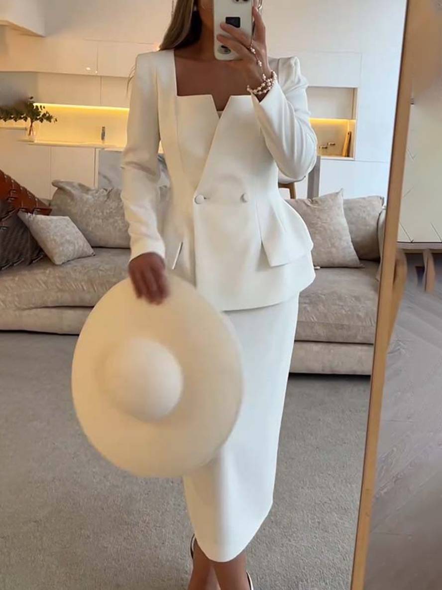 Two-piece women's suit with blazer and skirt – Elegant &amp; Businesslike