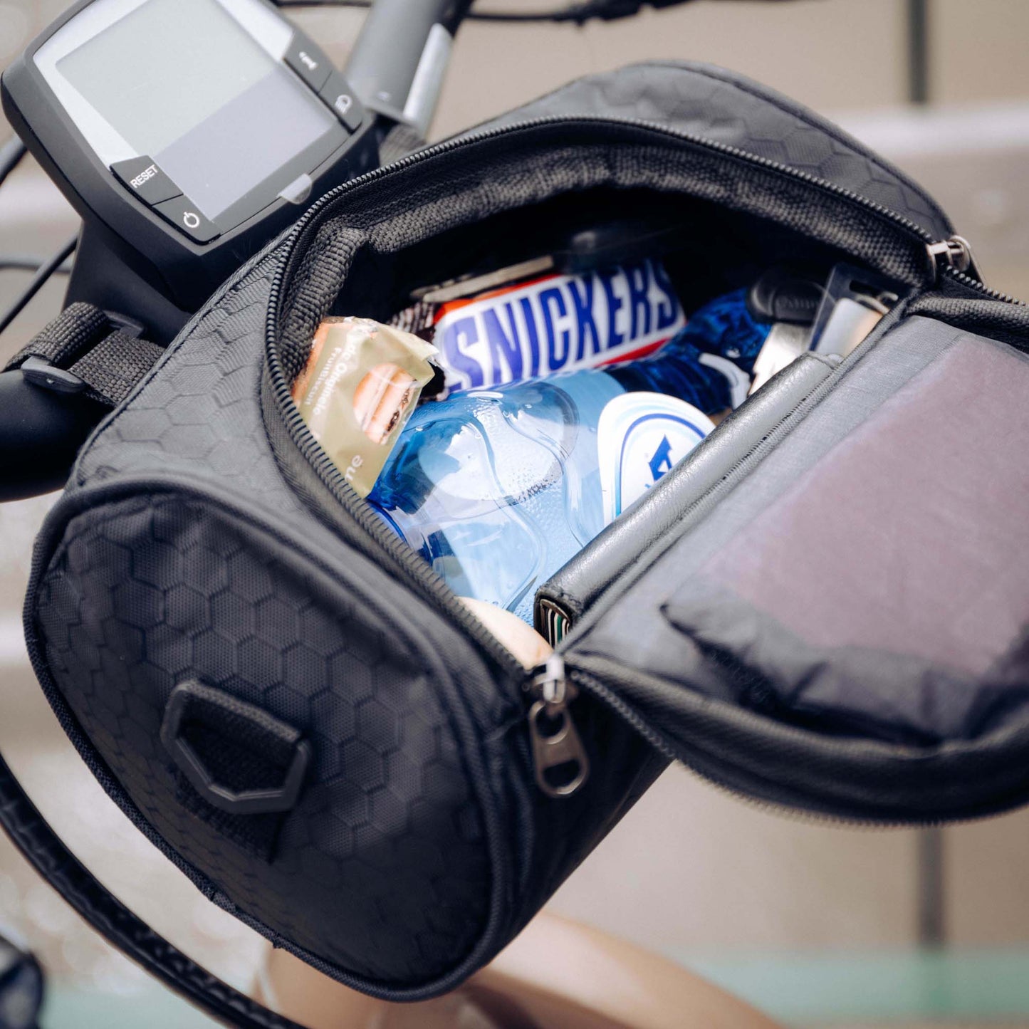 Waterproof Touchscreen Bike Bag – Compact, Sturdy &amp; Smartphone-Friendly