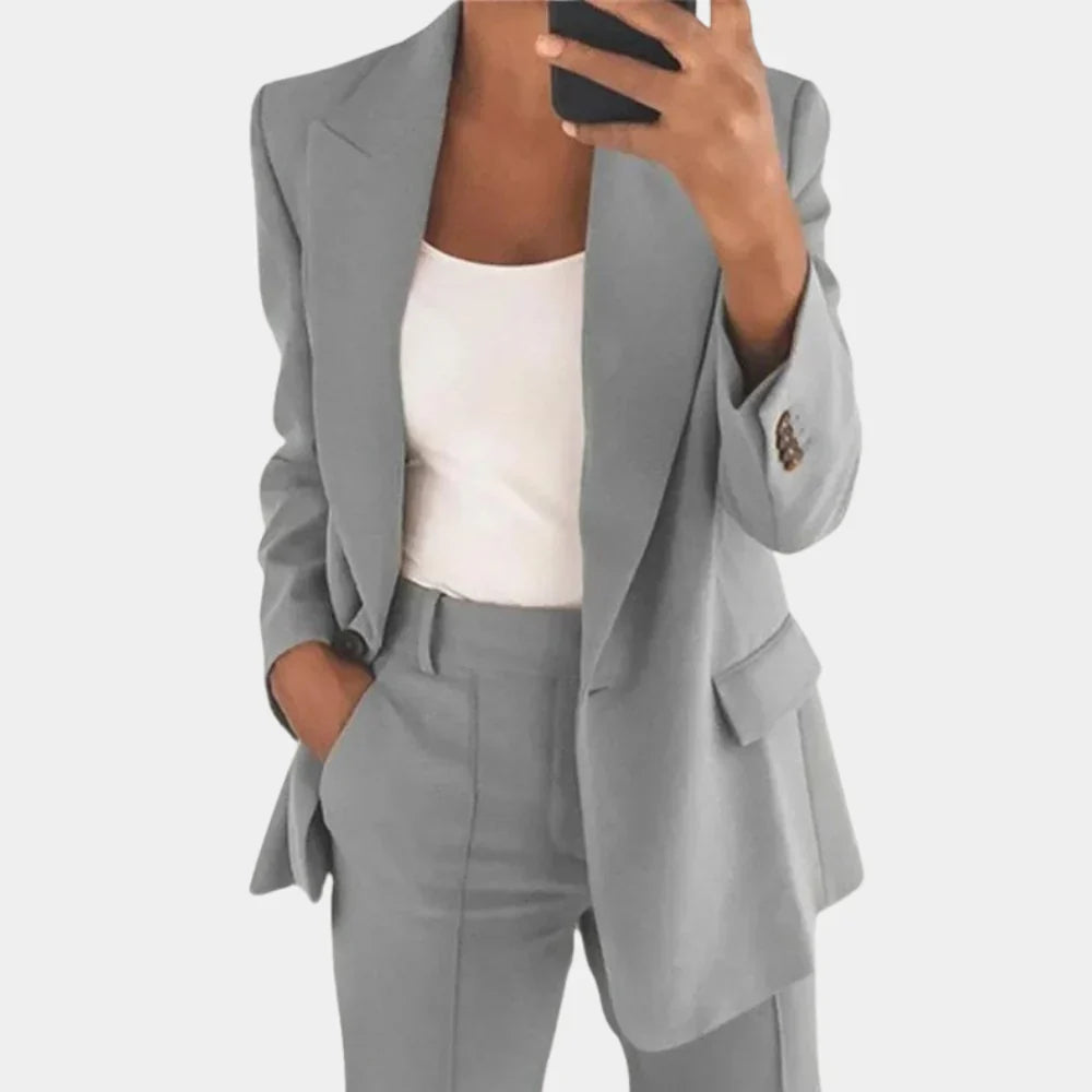 Elegant Two-Piece Women's Set with Blazer and Trousers