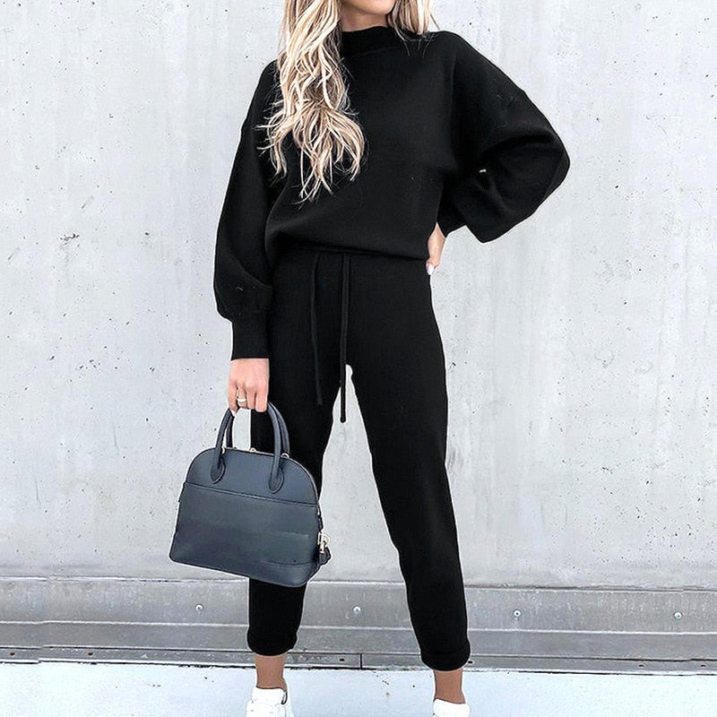 Women's 2-Piece Tracksuit – Comfort &amp; Elegant Look