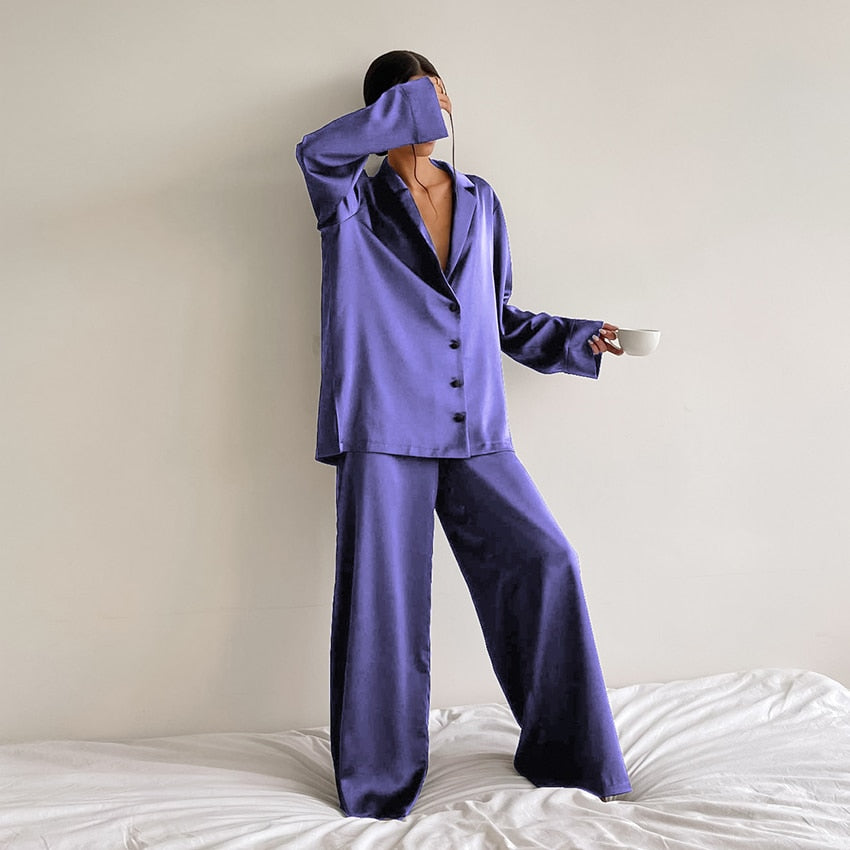 Women's Satin Pyjama Set – Oversized Comfort and Elegance