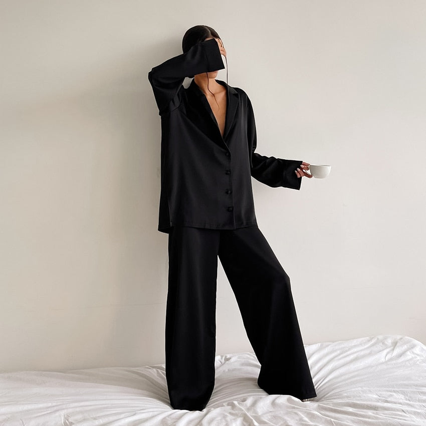 Women's Satin Pyjama Set – Oversized Comfort and Elegance