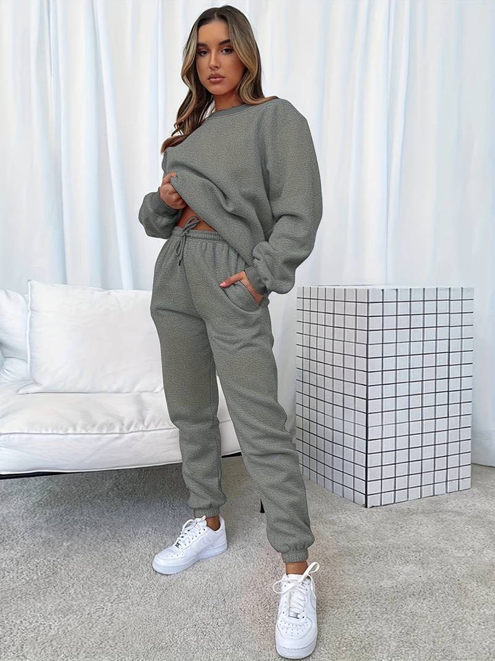 Modern Women's Jogging Set with Stylish Fit