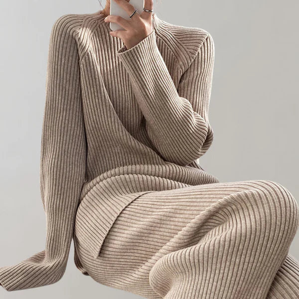 Ribbed women's set with stretch