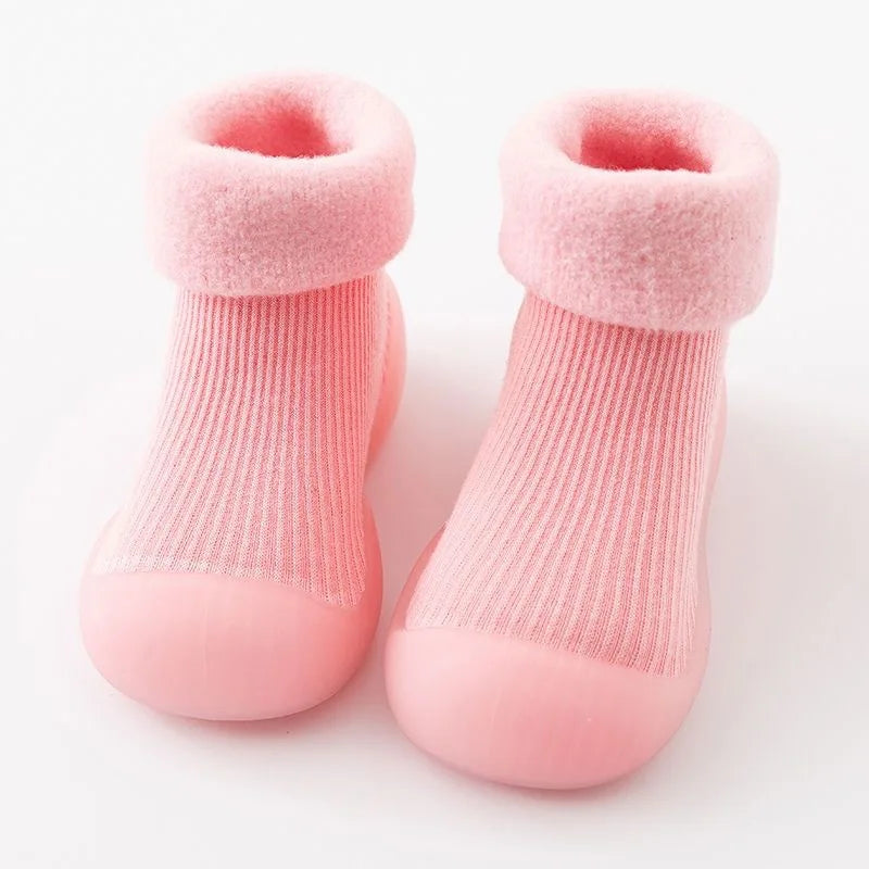 Baby shoes for natural growth
