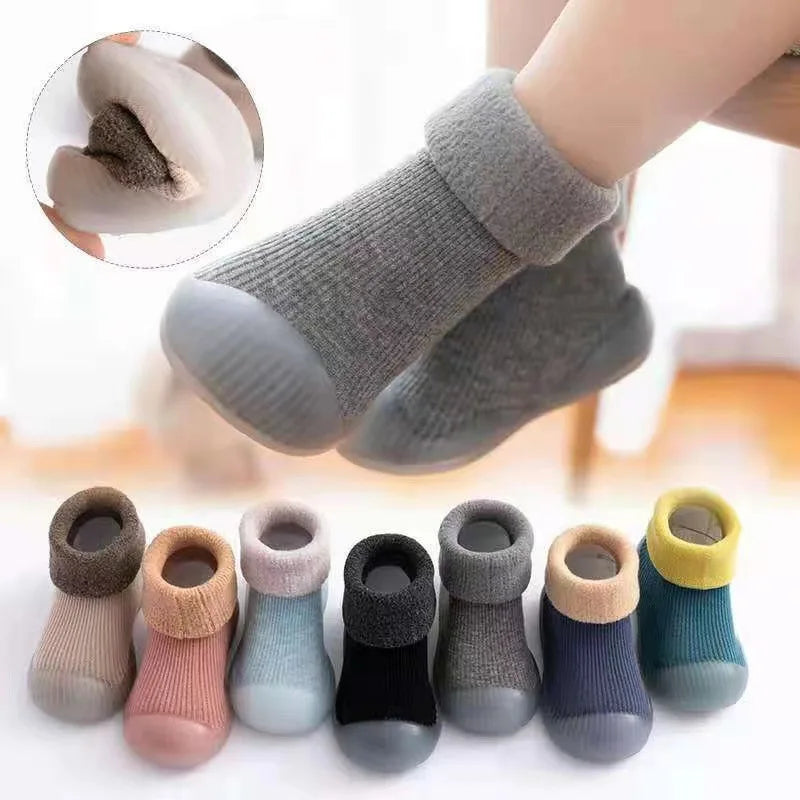Baby shoes for natural growth