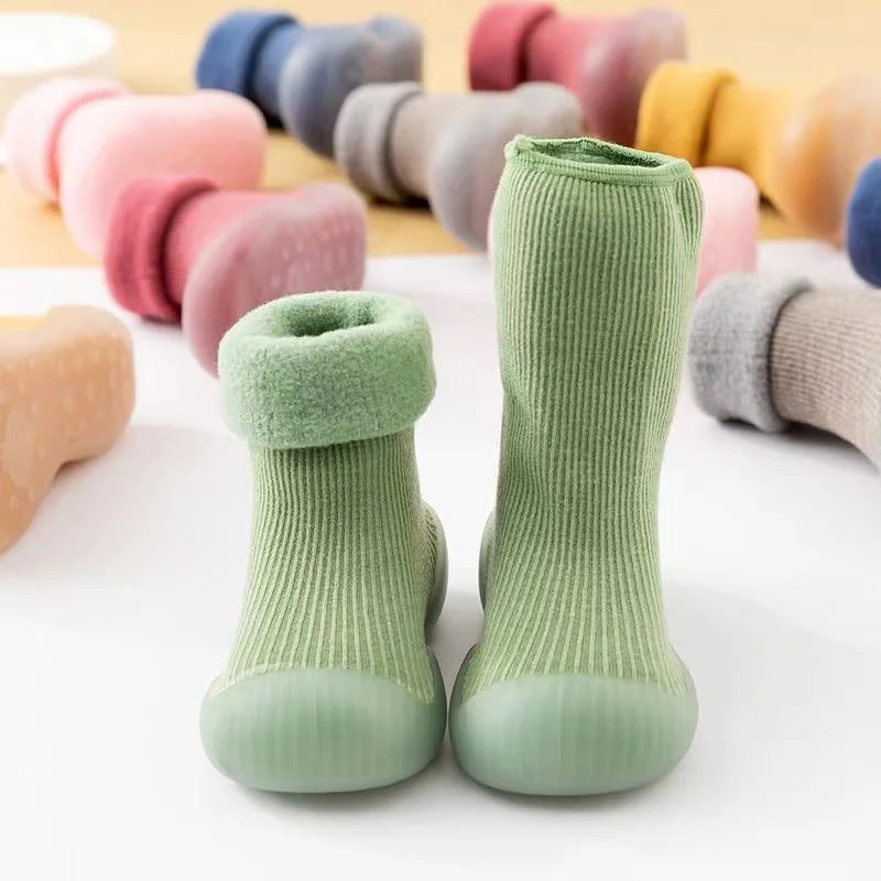 Baby shoes for natural growth