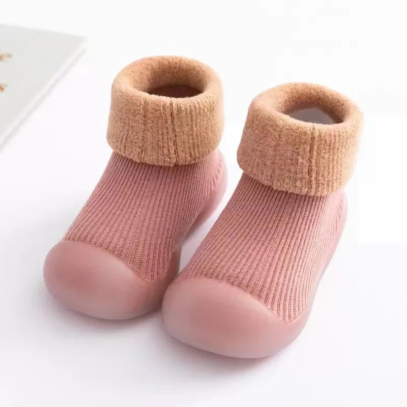 Baby shoes for natural growth