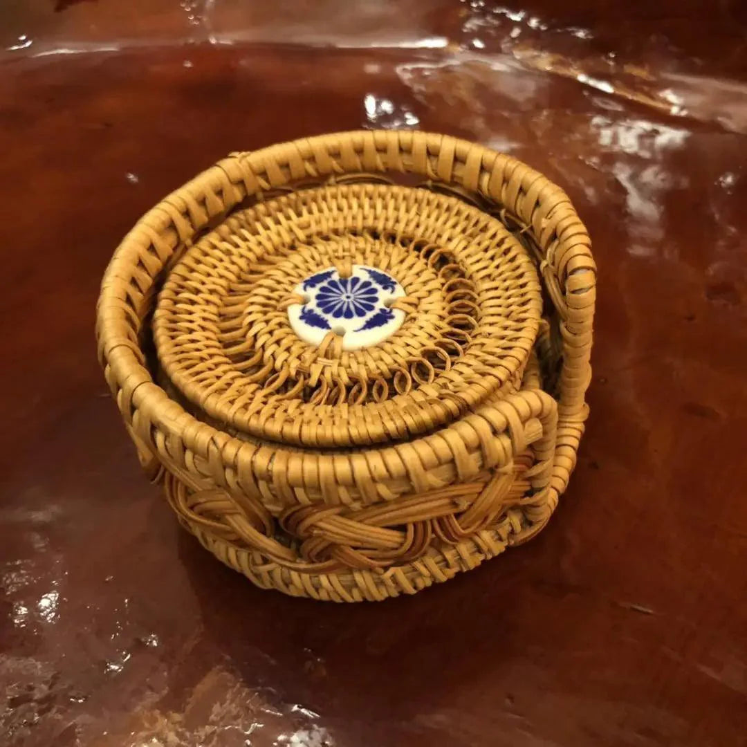 Natural Wicker Coaster – Stylish Protection for Your Table