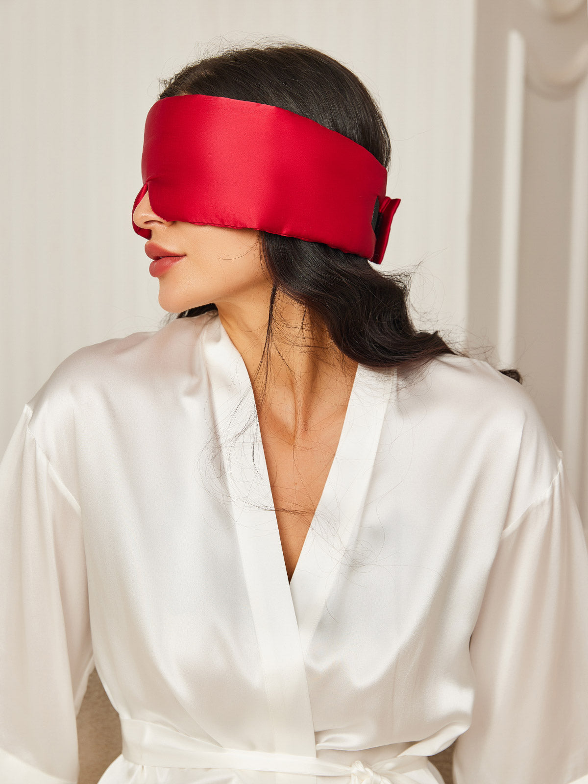 Silk Sleep Mask – Lightproof and Hypoallergenic