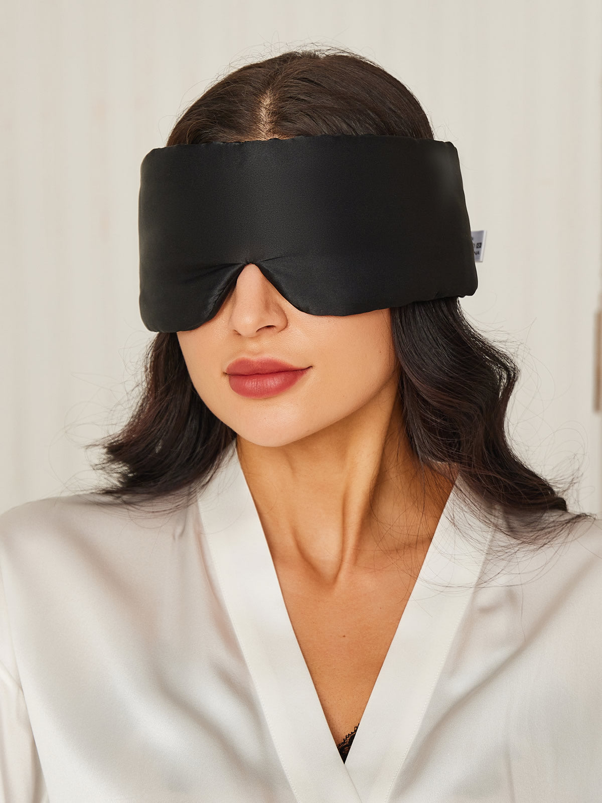 Silk Sleep Mask – Lightproof and Hypoallergenic