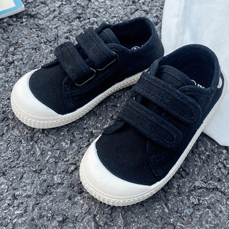 Lightweight Unisex Canvas Sneakers with Breathable Design