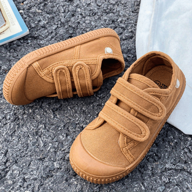 Lightweight Unisex Canvas Sneakers with Breathable Design