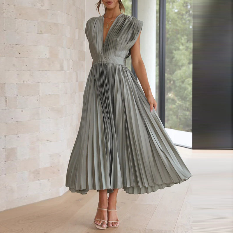 Elegant Maxi Pleated Dress with V-Neck for Women