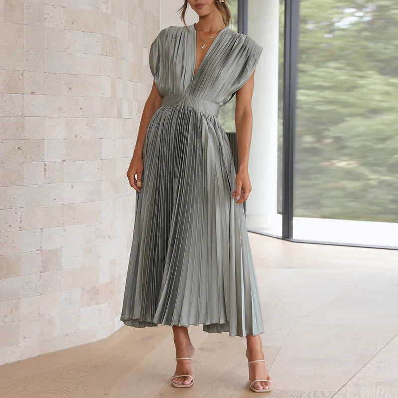 Elegant Maxi Pleated Dress with V-Neck for Women