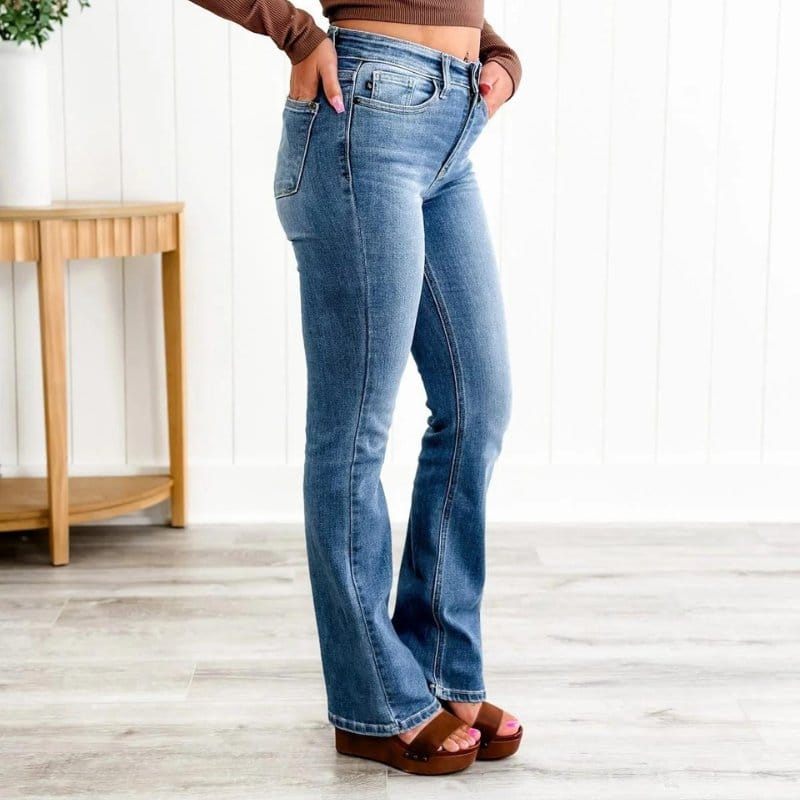 Women's jeans with tummy control and stretch 
