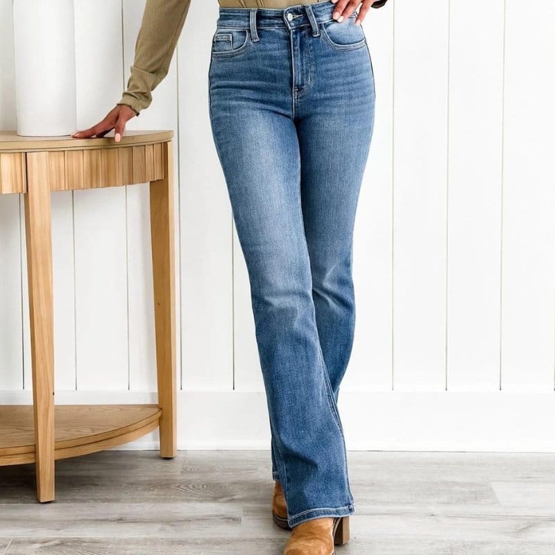 Women's jeans with tummy control and stretch 