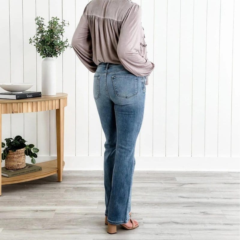 Women's jeans with tummy control and stretch 