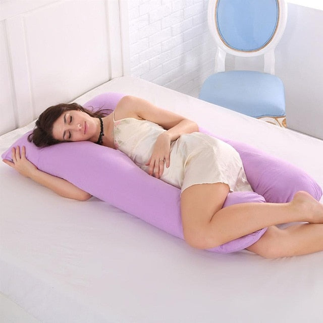 Comfortable pregnancy pillow for a better night's sleep