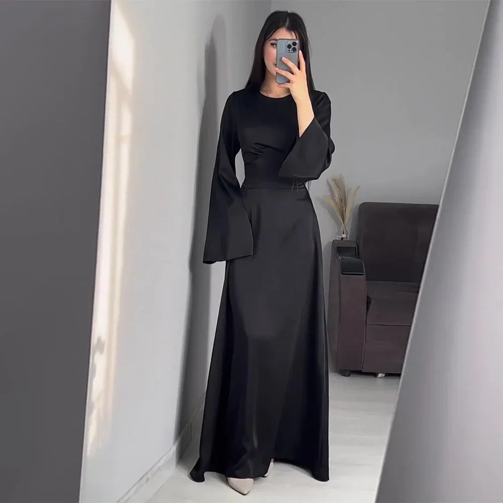 Satin maxi dress with wide sleeves