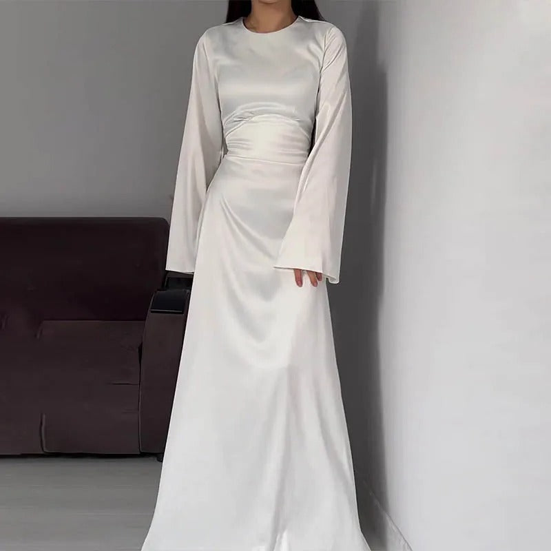 Satin maxi dress with wide sleeves